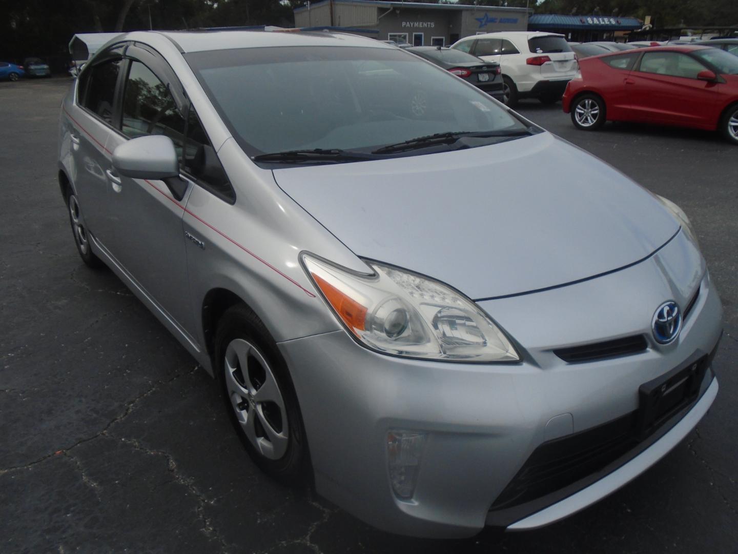 2013 Silver Toyota Prius (JTDKN3DU3D5) with an 1.8L L4 DOHC hybrid engine, Continuously Variable Transmission transmission, located at 6112 N Florida Avenue, Tampa, FL, 33604, (888) 521-5131, 27.954929, -82.459534 - Photo#2